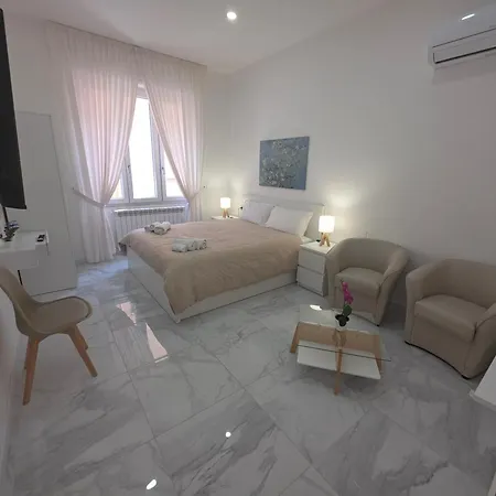 Center Luxury *